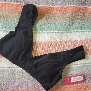 NWT  XHilaRation Deep Vneck Bikini Top